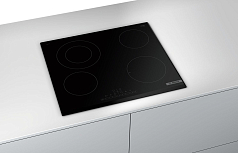 Электрическая варочная панель Bosch PKF651FP4E на 4 конфорки, шириной 59.2 см, черный в Санкт-Петербурге