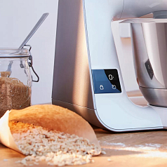 Кухонный комбайн Bosch MUM5XW10 в Санкт-Петербурге Кухонный комбайн Bosch MUM5XW10 в Санкт-Петербурге