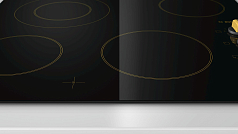 Электрическая варочная панель Bosch PKF 619С17E на 4 конфорки, шириной 59.2 см, черный в Санкт-Петербурге
