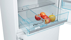 Двухкамерный холодильник Bosch KGE39AW32R в Санкт-Петербурге