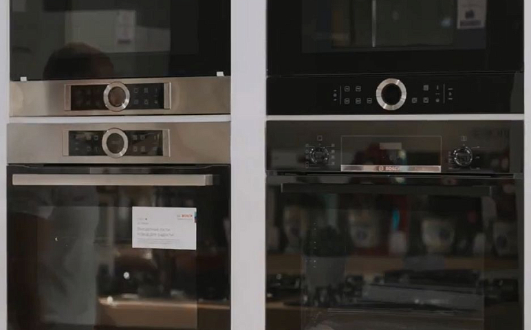 Духовой шкаф Bosch Series 8