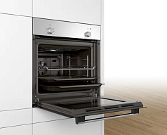 Духовой шкаф Bosch HBF010BR1Q , электрический, шириной 59.4 см, нержавеющая сталь, традиционная очистка в Санкт-Петербурге