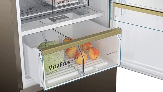 Двухкамерный холодильник Bosch KGN39AV31R preview 5