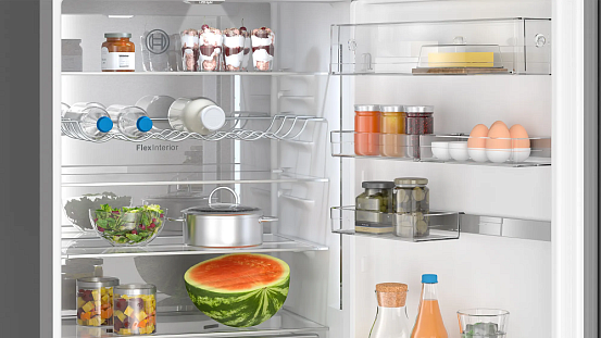 Двухкамерный холодильник Bosch KGN49LBCF preview 4